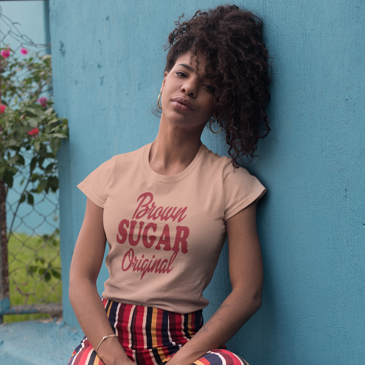 Design color is cardinal red.